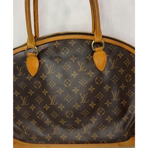 Louis Vuitton Horizontal Locket Monogram Tote - Picture 14 of 15